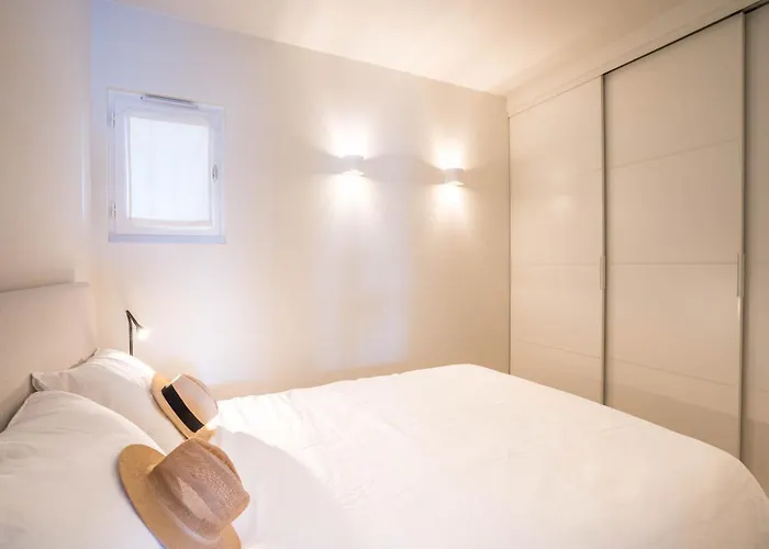Av Experiences - Port Apartment Grimaud